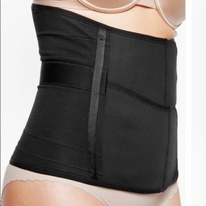 Postpartum Luxe Belly Bandit belly wrap